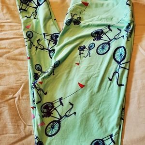 LULAROE TC leggings, bicycle pattern